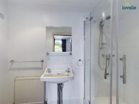 5 bedroom Semi-detached house for sale in George Street, Market Rasen, LN8