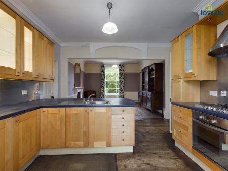 5 bedroom Semi-detached house for sale in George Street, Market Rasen, LN8