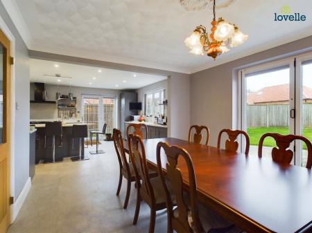 4 bedroom Detached house for sale in Homeleigh Court, Middle Rasen, LN8