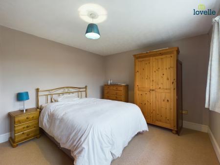 4 bedroom Detached house for sale in Homeleigh Court, Middle Rasen, LN8