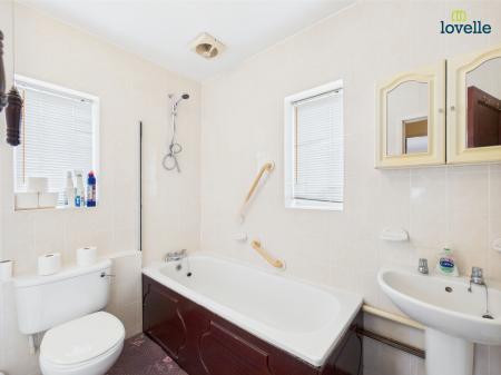 3 bedroom Semi-detached house for sale in Kent Road, Brookenby, LN8