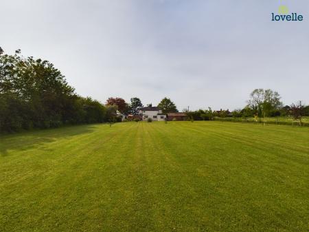 3 bedroom Detached house for sale in Lissington Road, Wickenby, LN3