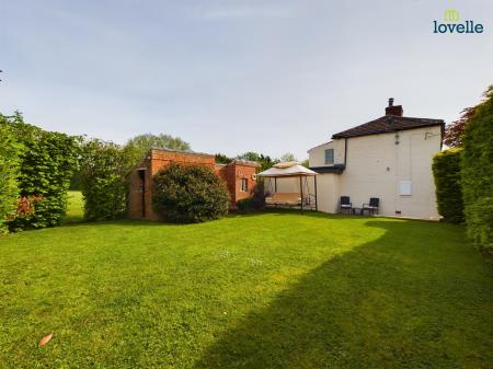 3 bedroom Detached house for sale in Lissington Road, Wickenby, LN3