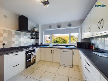 3 bedroom Detached house for sale in Manor Drive, Binbrook, LN8