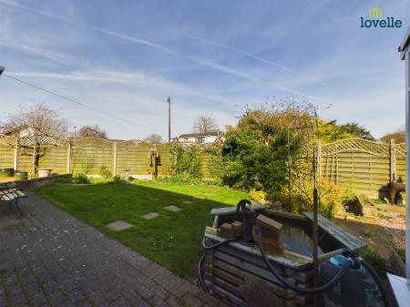 3 bedroom Detached house for sale in Manor Drive, Binbrook, LN8