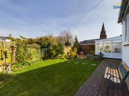 3 bedroom Detached house for sale in Manor Drive, Binbrook, LN8