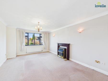 4 bedroom Detached house for sale in Meadow Drive, Binbrook, LN8