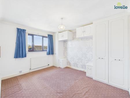 4 bedroom Detached house for sale in Meadow Drive, Binbrook, LN8