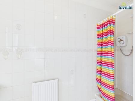 4 bedroom Detached house for sale in Meadow Drive, Binbrook, LN8