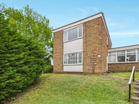 3 bedroom Link detached house for sale in Mill Lane, Caistor, LN7