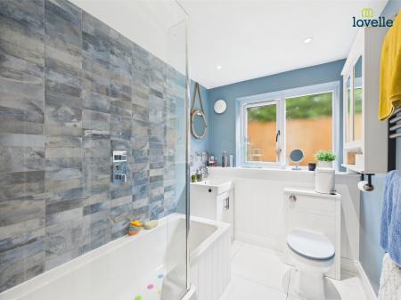 3 bedroom Detached bungalow for sale in Millfields, Caistor, LN7