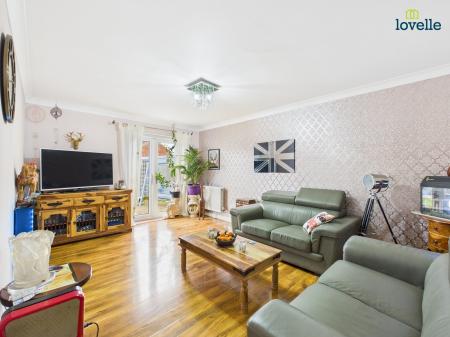 2 bedroom Detached bungalow for sale in Paddock Chase, Glentham, LN8