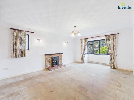 3 bedroom Detached bungalow for sale in Rectory Close, Binbrook, LN8