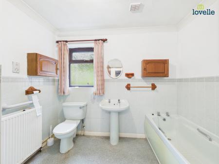 3 bedroom Detached bungalow for sale in Rectory Close, Binbrook, LN8