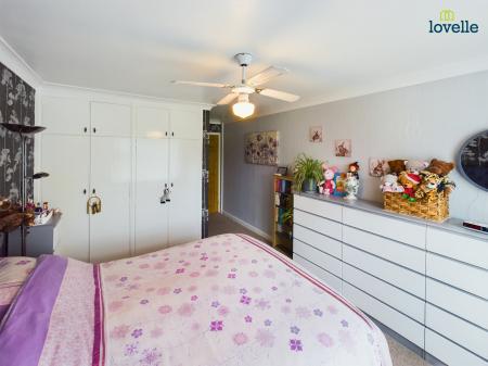 2 bedroom Detached bungalow for sale in Snelland Road, Wickenby, LN3