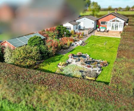 2 bedroom Detached bungalow for sale in Snelland Road, Wickenby, LN3