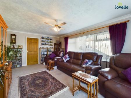 2 bedroom Detached bungalow for sale in Snelland Road, Wickenby, LN3
