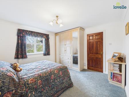 4 bedroom Detached house for sale in Springfields, Tealby, LN8