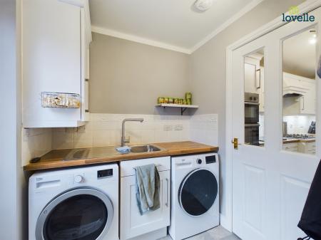 4 bedroom Detached house for sale in The Furlongs, Market Rasen, LN8