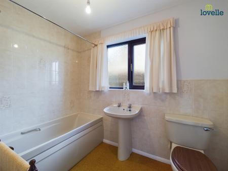 2 bedroom Detached bungalow for sale in The Ridings, Market Rasen, LN8