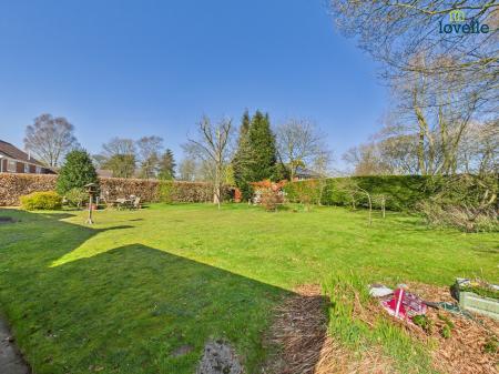 4 bedroom Detached house for sale in Thorpe Lane, Tealby, LN8