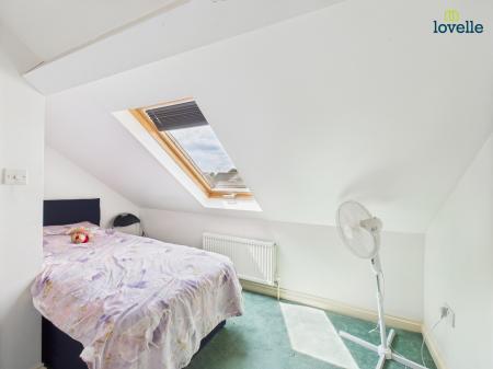 4 bedroom Detached house for sale in Dovecote, Middle Rasen, LN8