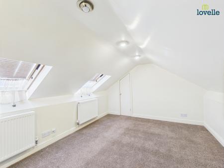 4 bedroom Detached bungalow for sale in Kirmond Road, Binbrook, LN8