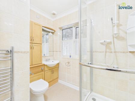 4 bedroom Detached bungalow for sale in Kirmond Road, Binbrook, LN8