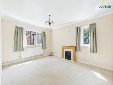 4 bedroom Detached bungalow for sale in Kirmond Road, Binbrook, LN8