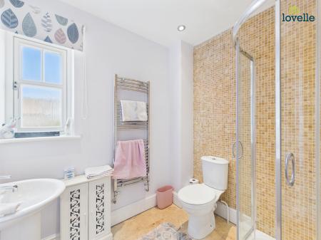 5 bedroom Detached house for sale in Grange Lane, Bishop Norton, LN8