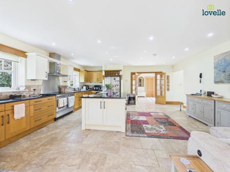 5 bedroom Detached house for sale in Grange Lane, Bishop Norton, LN8