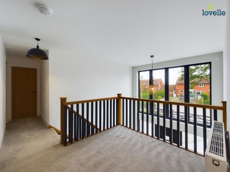 5 bedroom Detached house to let in Thornton Road, North Owersby, LN8