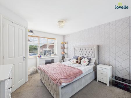 4 bedroom Detached house for sale in Lapwing Close, Market Rasen, LN8