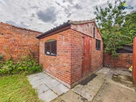 2 bedroom Semi-detached house for sale in Dear Street, Market Rasen, LN8