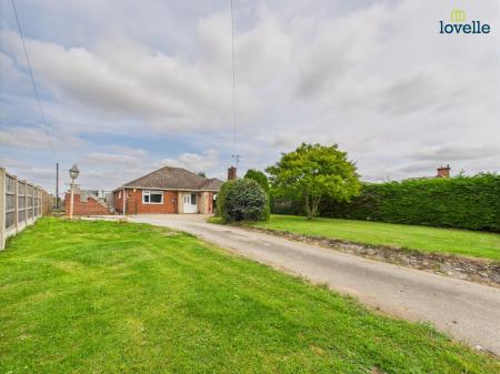 Spridlington Road, Faldingworth, LN8
