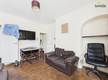 4 bedroom Terraced House for sale in St. Rumbold Street, Lincoln, LN2