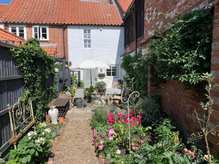 2 bedroom Town house for sale in King Street, Market Rasen, LN8