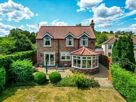 4 bedroom Detached house for sale in Normanby Road, Nettleton, LN7