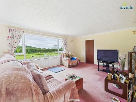 3 bedroom Detached bungalow for sale in Normanby Rise, Claxby, LN8