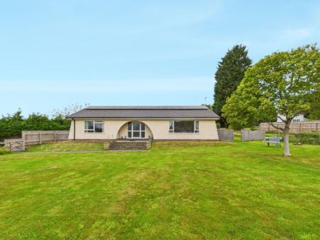 Normanby Rise, Claxby, LN8