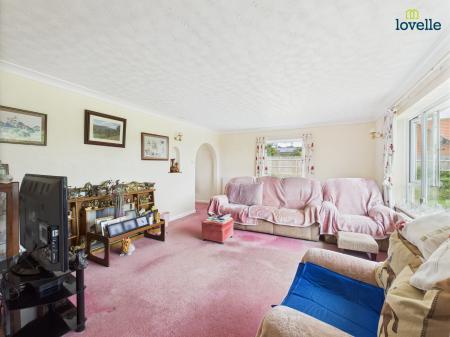 3 bedroom Detached bungalow for sale in Normanby Rise, Claxby, LN8