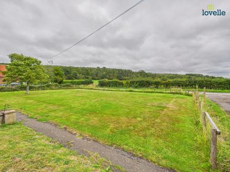 3 bedroom Detached bungalow for sale in Normanby Rise, Claxby, LN8