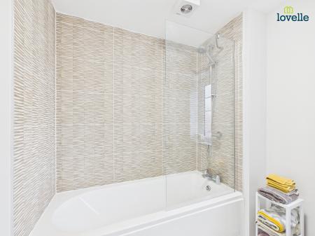 4 bedroom Detached house for sale in Southwold Road, Market Rasen, LN8