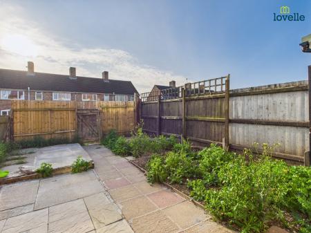 2 bedroom Terraced House for sale in Windsmoor Road, Binbrook, LN8