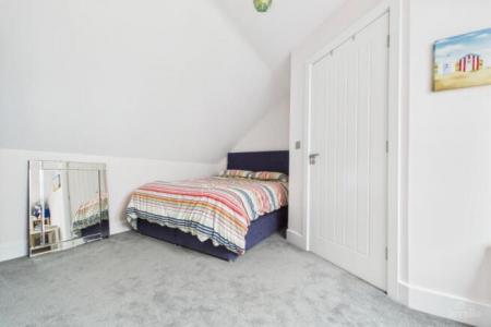 6 bedroom Detached house to let in Coxes Meadow, Ulceby, DN39