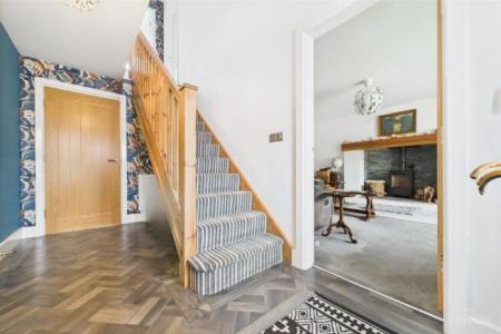 6 bedroom Detached house to let in Coxes Meadow, Ulceby, DN39