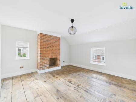 5 bedroom Detached house for sale in Church Street, Middle Rasen, LN8