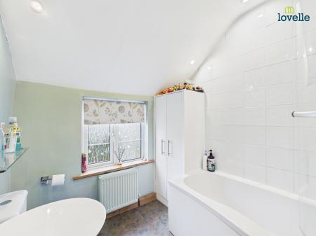 4 bedroom Detached house for sale in Moor Road, Walesby, LN8