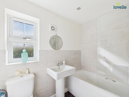 4 bedroom Detached house for sale in Mallard Way, Market Rasen, LN8
