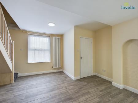 2 bedroom Terraced House to let in Willingham Road, Market Rasen, LN8